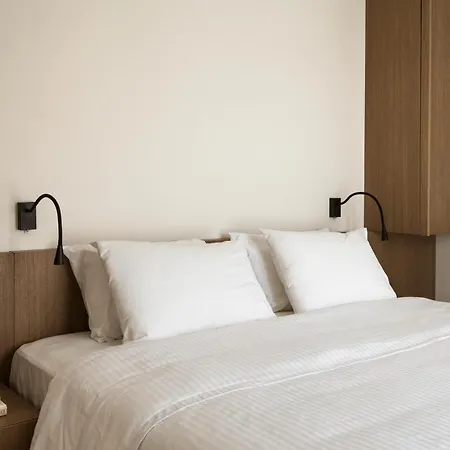 Dolphin Bay Seaside & Hotel