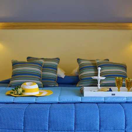 Dolphin Bay Seaside & Hotel Galissas