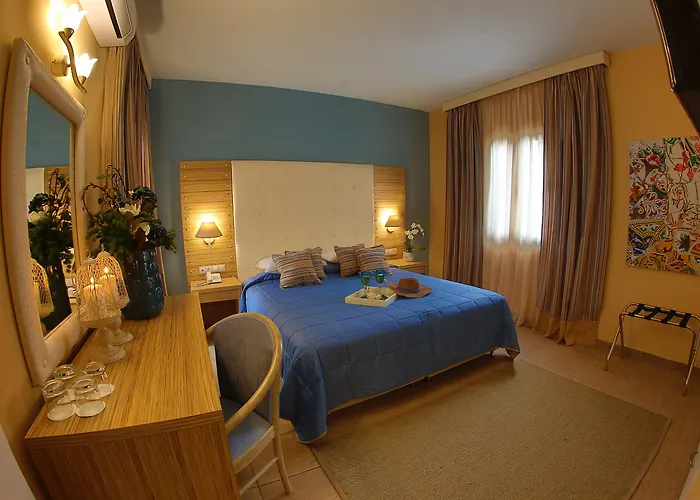 Dolphin Bay Seaside & Galissas