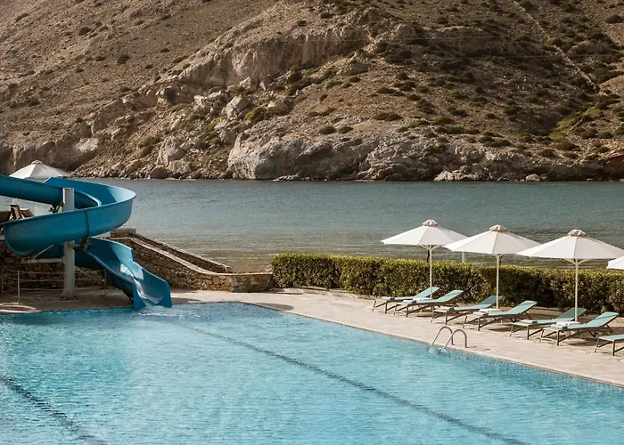 Dolphin Bay Seaside & Hotel