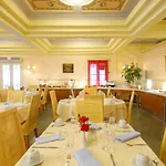 Dolphin Bay Seaside & 4* Galissas