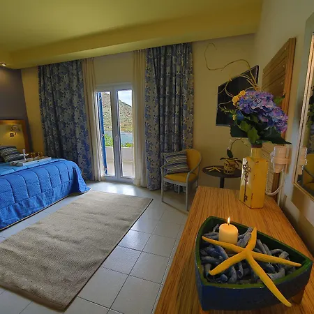 Szálloda Dolphin Bay Seaside & 4*