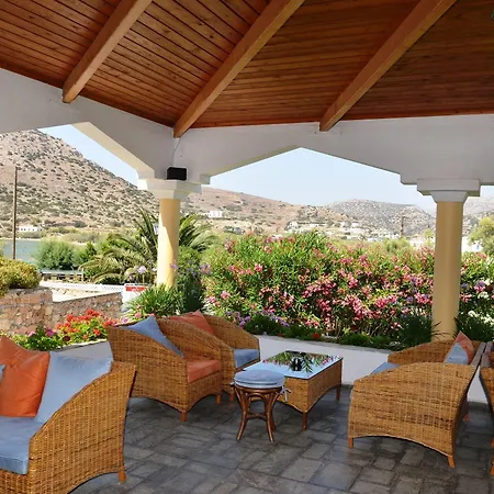 Dolphin Bay Seaside & Γαλησσάς