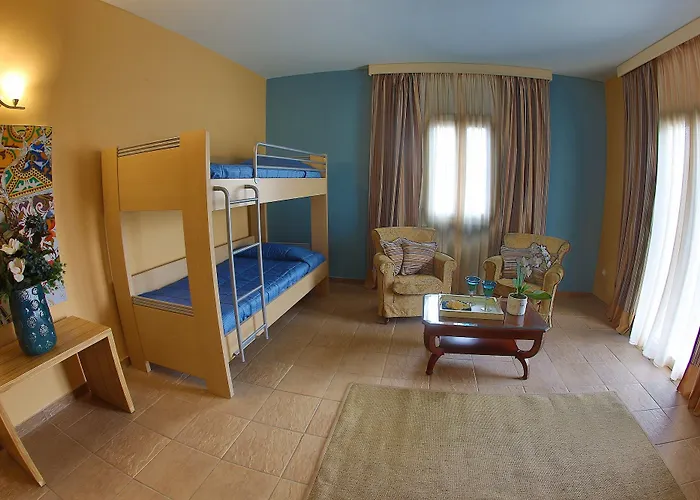 Dolphin Bay Seaside & Otel Galissas