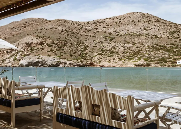 Dolphin Bay Seaside & 4* Galissas