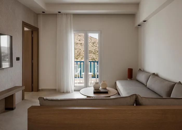 Dolphin Bay Seaside & 4*