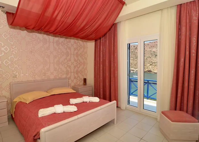 Otel Dolphin Bay Seaside & 4*