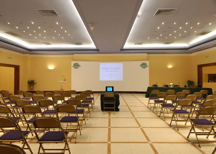 Otel Dolphin Bay Seaside & 4*