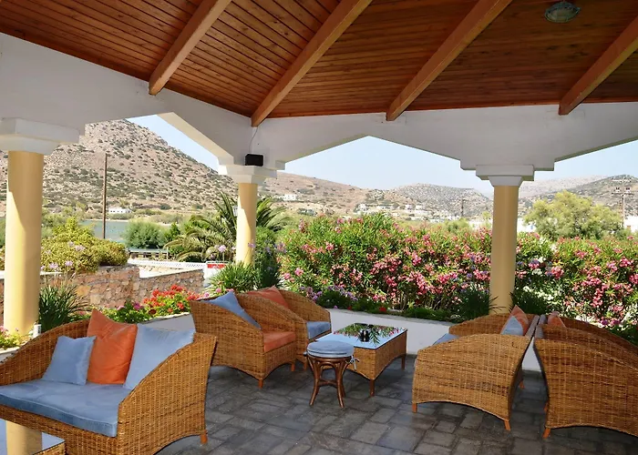 Dolphin Bay Seaside & Galissas