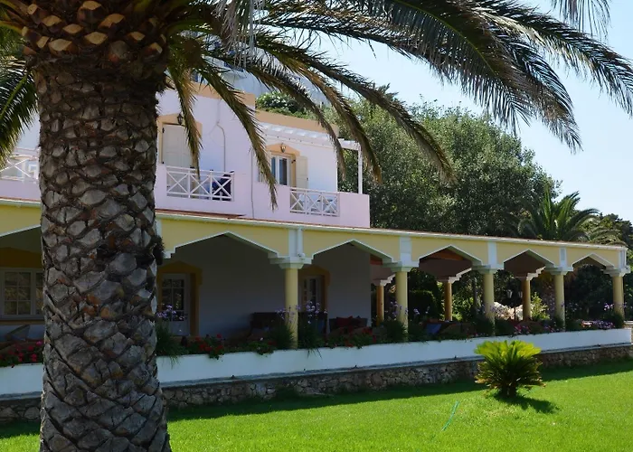 Hotell Dolphin Bay Seaside & Galissas