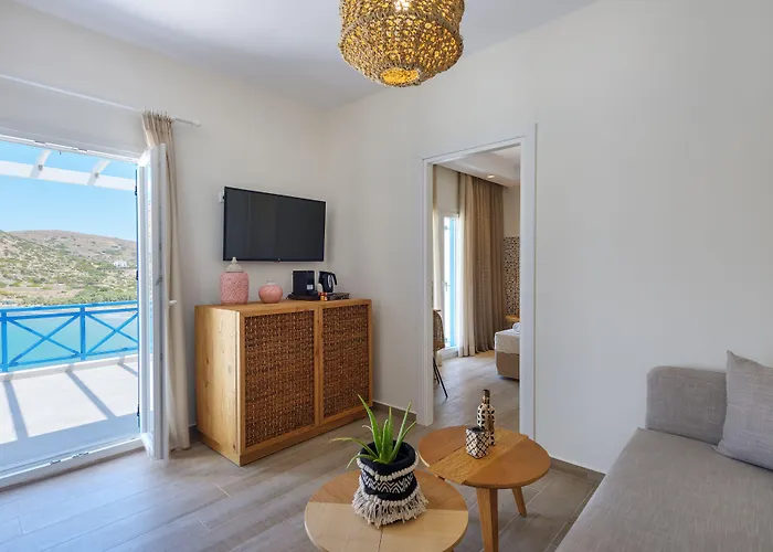 Dolphin Bay Seaside & Galissas