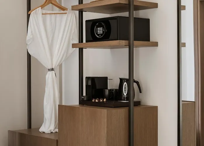 Dolphin Bay Seaside & Hotell