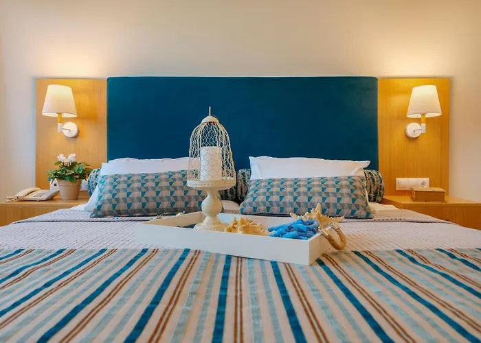 Hotell Dolphin Bay Seaside & Galissas